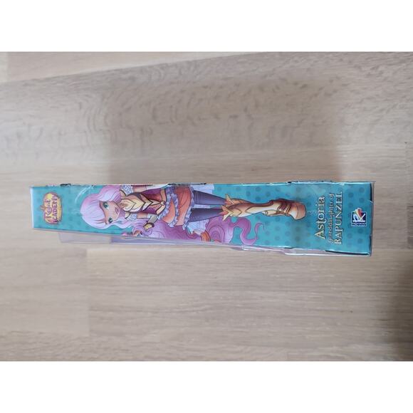 2017 Regal Academy Magical Astoria Granddaughter Rapunzel New In Box - Picture 5 of 6